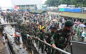 Ratusan Prajurit Yonif Raider 600/Modang berangkat ke Papua sebagai Satgas Satuan Organik. (foto : Exclusive)