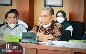 Tomson Simanjorang, SH, MH (kiri) dalam Rakor dengan Pemprov Kaltim. (foto : @my)