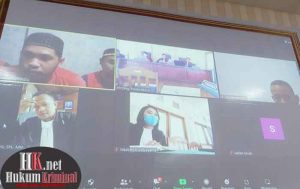 Terdakwa Doni dihukum 10 tahun setelah dituntut 15 tahun penjara. (foto : Lukman)