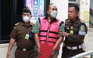 Tersangka DFS. (foto : Exclusive)