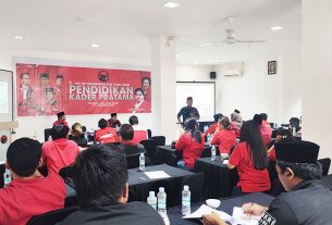 Muhammad Samsun, Bendahara DPD PDIP Kaltim menjadi narasumber dalam PKP di Kutim. (foto : Exclusive)