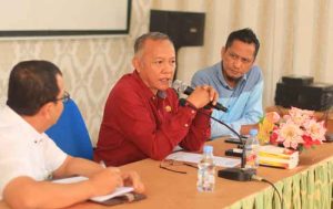 Muhammad Samsun, Wakil Ketua DPRD Kaltim dari PDIP mengunjungi Balai Benih Pangan di Loa Kulu, Kukar. (foto: Exclusive)