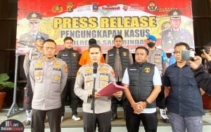 Kombes Pol. Ary Fadli, Kapolresta Samarinda saat menggelar Press Release pengungkapakan kasus. (foto: Lisa)