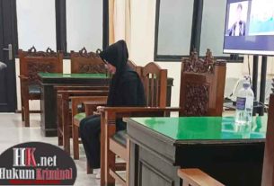 Terdakwa Dahlia Hartati dijatuhi hukuman 4 tahun penjara setelah dituntut 8 tahun penjara. (foto: ib)