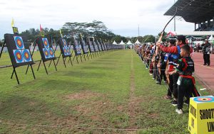 Pembukaan Kejurnas Panahan Piala Panglima TNI 2024 diikuti 240 Atlet. (foto: Exclusive)