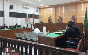 Sidang pembacaan Pledoi Terdakwa Rachmat Fadjar. (foto: Lukman)