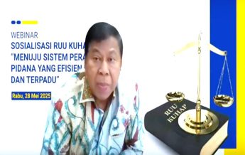 Ketua Kamar Pidana Mahkamah Agung Dr. Prim Haryadi, SH, MH sebagai narasumber pada Webinar Sosialisasi RUU KUHAP. (foto: Exclusive)
