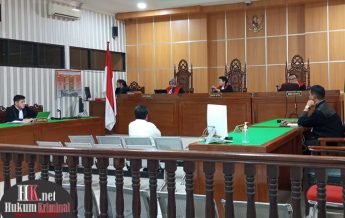 Sidang pembacaan putusan Terdakwa Rachmat Fadjar. (foto: LVL)