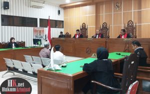 Sidang Terdakwa Rahmaddiansyah dan Terdakwa Suparno, keduanya divonis bersalah. (foto: Lukman)