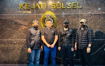 Terpidana H. Muh. Nasri dalam perkara korupsi diamankan Tim SIRI Kejagung setelah masuk DPO. (foto: Exclusive)