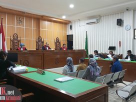 Sidang Perkara dugaan korupsi Terdakwa Suryaningsih di BLKI Balikpapan dalam agenda pemeriksaan saksi-saksi JPU. (foto: LVL)