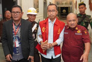 Tersangka RY ditahan 20 hari ke depan. (foto: Exclusive)