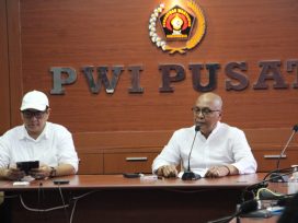 Ketua Umum PWI Pusat Akhmad Munir. (foto: PWI)