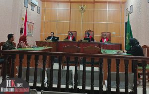 Sidang PK Terpidana Rahol Suti Yaman. (foto: ib)