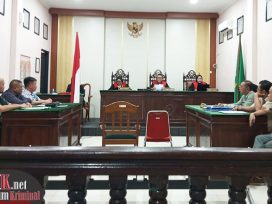 Sidang gugatan warga terhadap Gubernur Kaltim, KPC, dan BR terkait piutang Rp280 Milyar. (foto: Lukman)