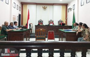 Sidang gugatan warga terhadap Gubernur Kaltim, KPC, dan BR terkait piutang Rp280 Milyar. (foto: Lukman)