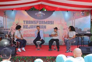 Plt. Wakil Jaksa Agung Prof. Dr. Asep Nana Mulyana, SH, MHum bersama Wakil Gubernur DK Jakarta Rano Karno dalam Talk Show OM JAK Menjawab. (foto: Exclusive)