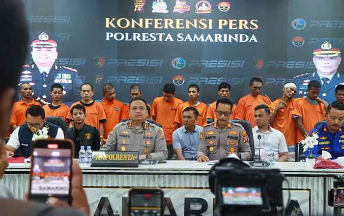 Polresta Samarinda Menggelar Konferensi Pers. (foto: Exclusive)