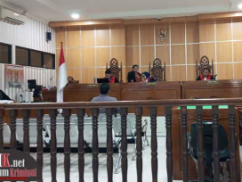 Sidang perkara dugaan korupsi pada Pekerjaan Rehabilitasi Dermaga Pelabuhan Speedboat Malinau Tahun Anggaran 2023.(foto: Lukman)