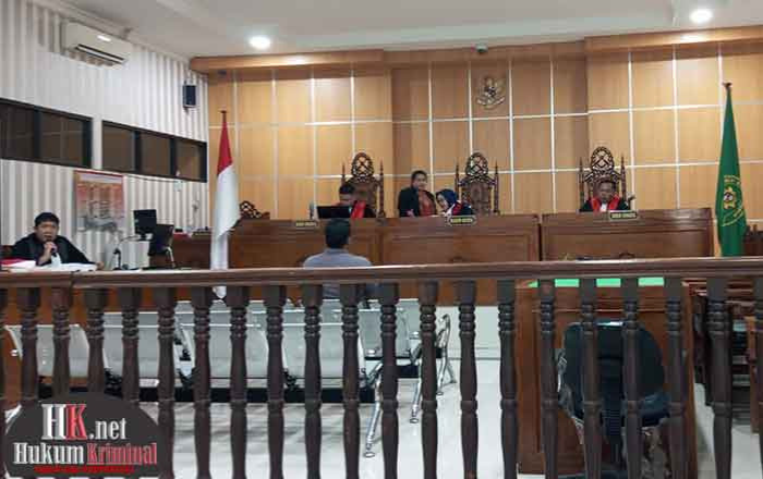 Sidang perkara dugaan korupsi pada Pekerjaan Rehabilitasi Dermaga Pelabuhan Speedboat Malinau Tahun Anggaran 2023.(foto: Lukman)